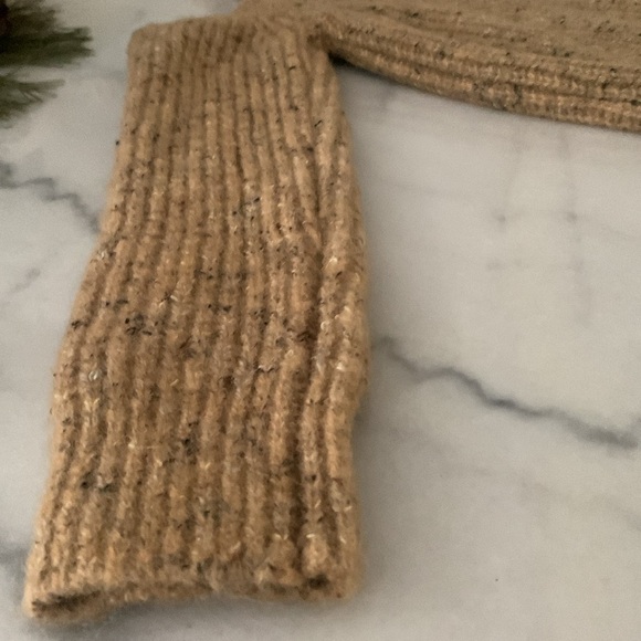 NWT ASTR THE LABEL Mock Sweater Cold Shoulder multi Camel Black specks Color - Picture 8 of 8